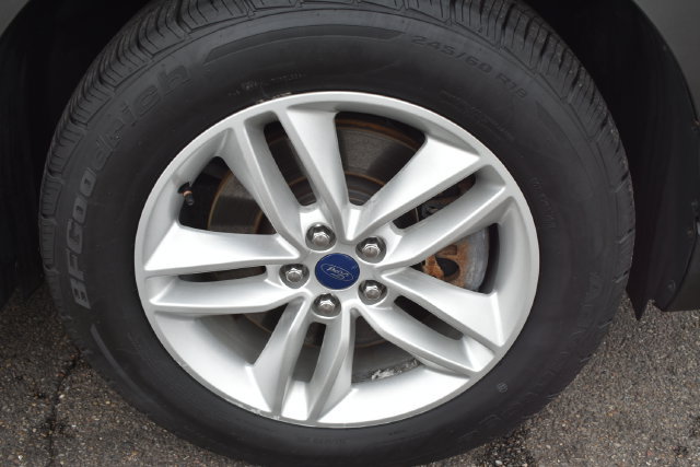 Used 2016 Ford Edge SEL w/ Equipment Group 201A AWD/4WD image 49