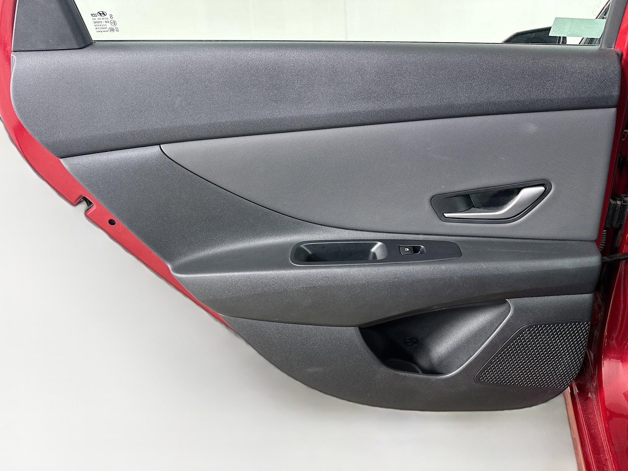 Used 2025 Hyundai Elantra SEL FWD image 27