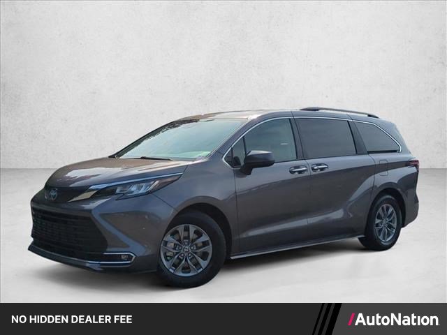 Used 2022 Toyota Sienna XLE w/ XLE Plus Package