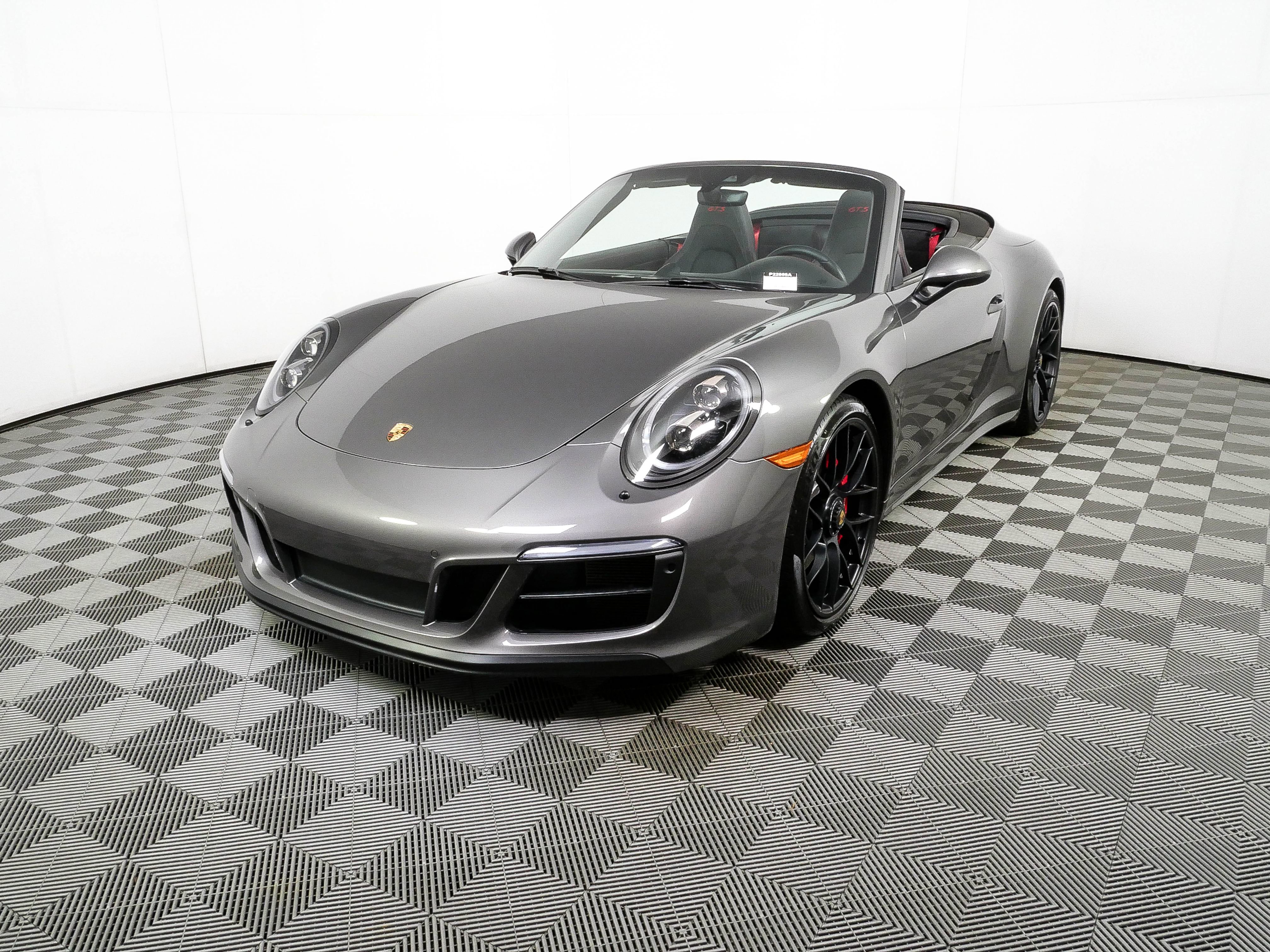 Certified 2018 Porsche 911 Carrera GTS RWD image 35
