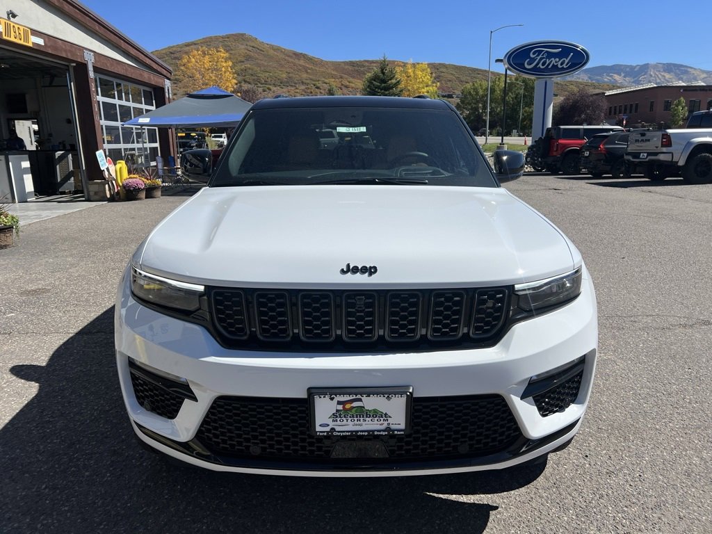 New 2025 Jeep Grand Cherokee Summit w/ Adv Protech Group IV image 8