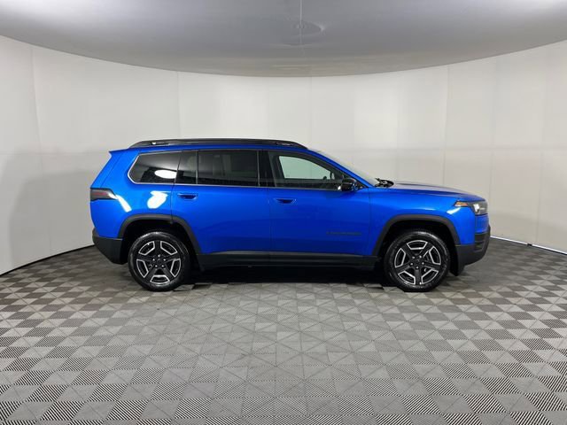 New 2026 Jeep Cherokee Laredo AWD/4WD image 4