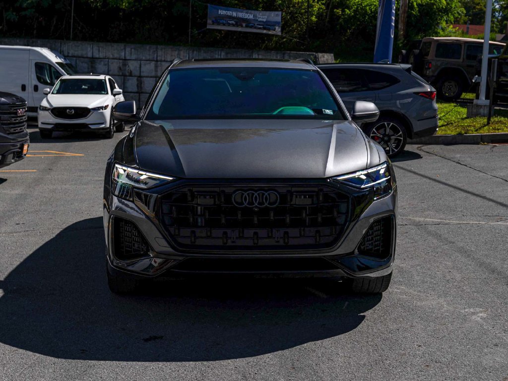 Used 2025 Audi Q8 Premium Plus AWD/4WD image 2