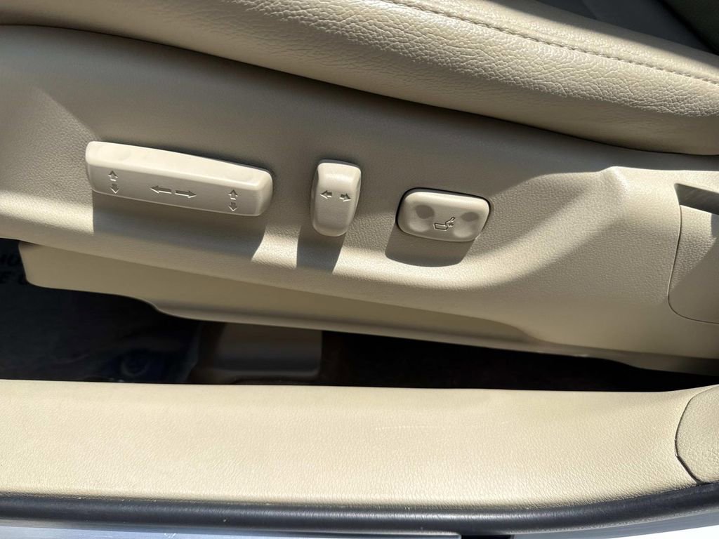 Used 2016 Acura RDX AWD w/ Advance Package image 27