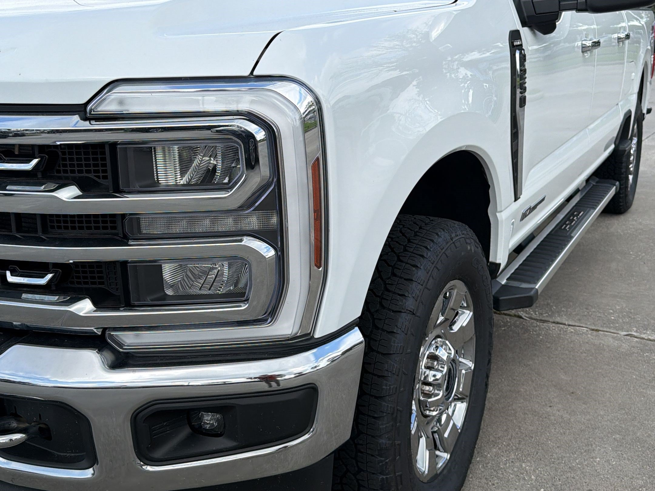 Used 2024 Ford F250 Lariat w/ Chrome Package AWD/4WD image 12