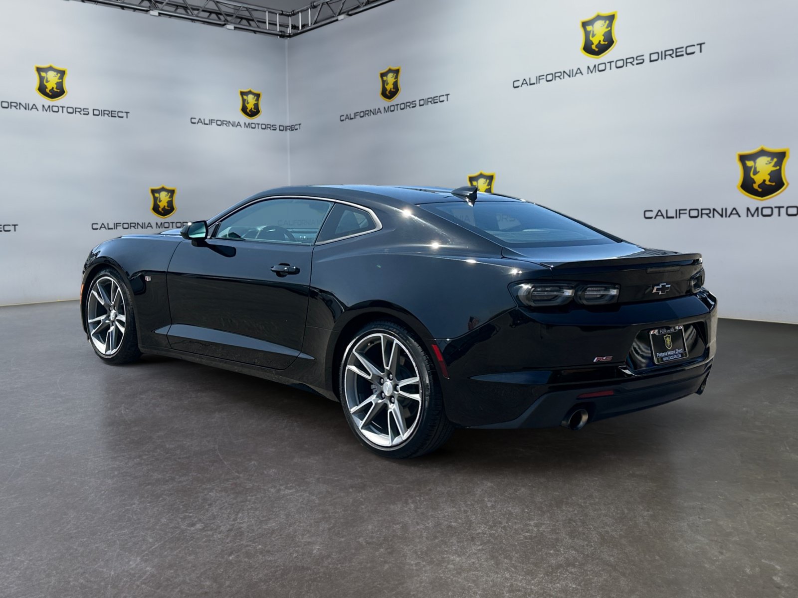 Used 2022 Chevrolet Camaro LT w/ RS Package RWD image 3