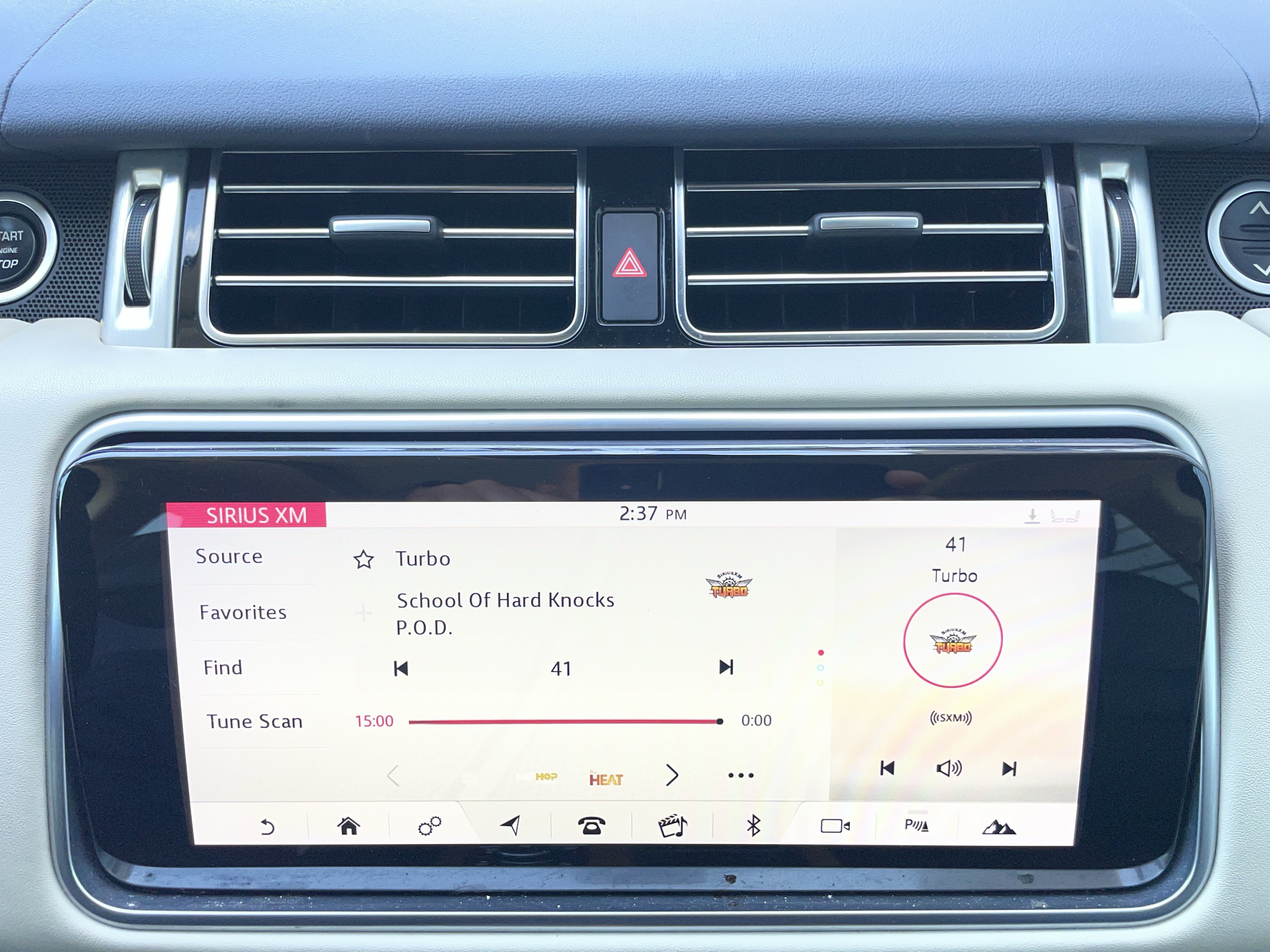 Used 2019 Land Rover Range Rover Supercharged AWD/4WD image 29