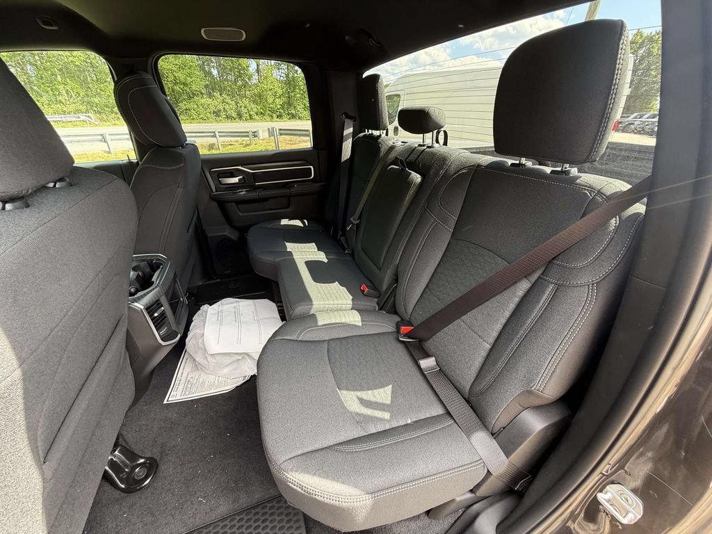 New 2026 RAM 2500 Big Horn AWD/4WD image 13