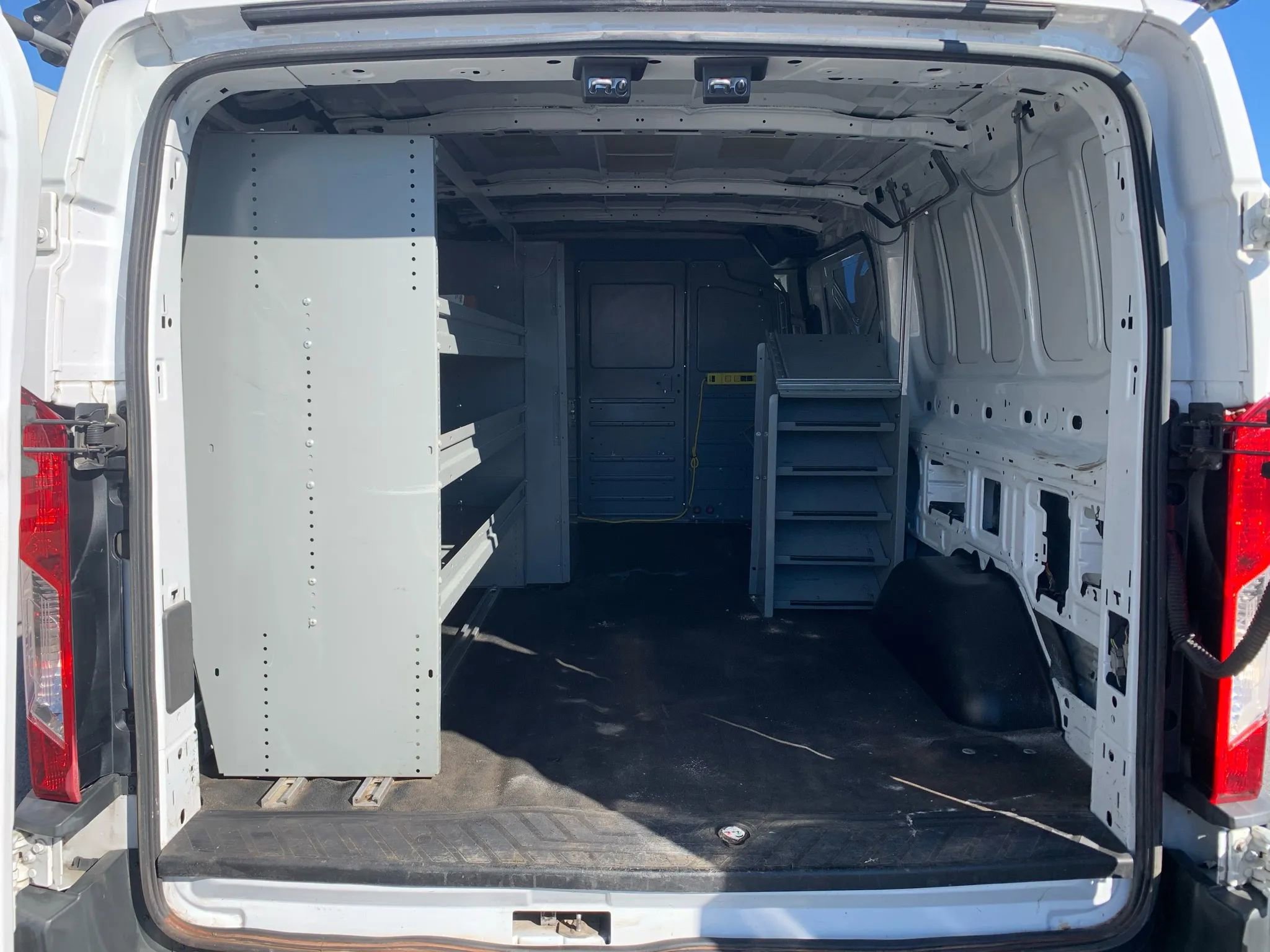 Used 2017 Ford Transit 250 148 Low Roof RWD image 31