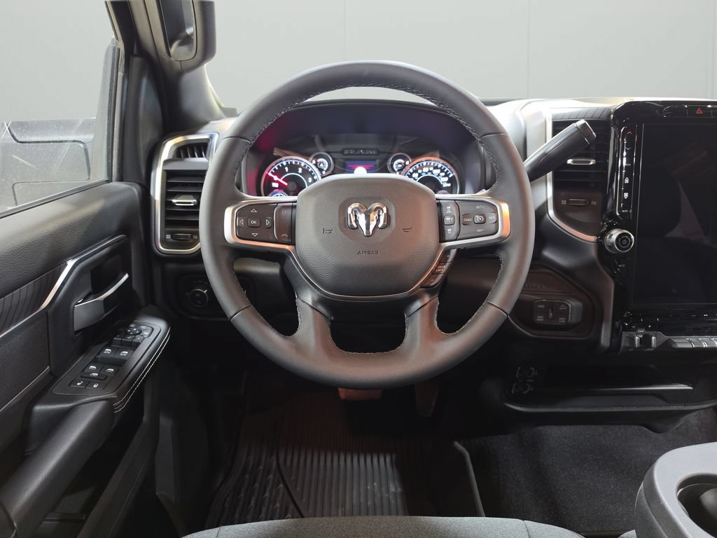 New 2026 RAM 2500 Big Horn AWD/4WD image 19