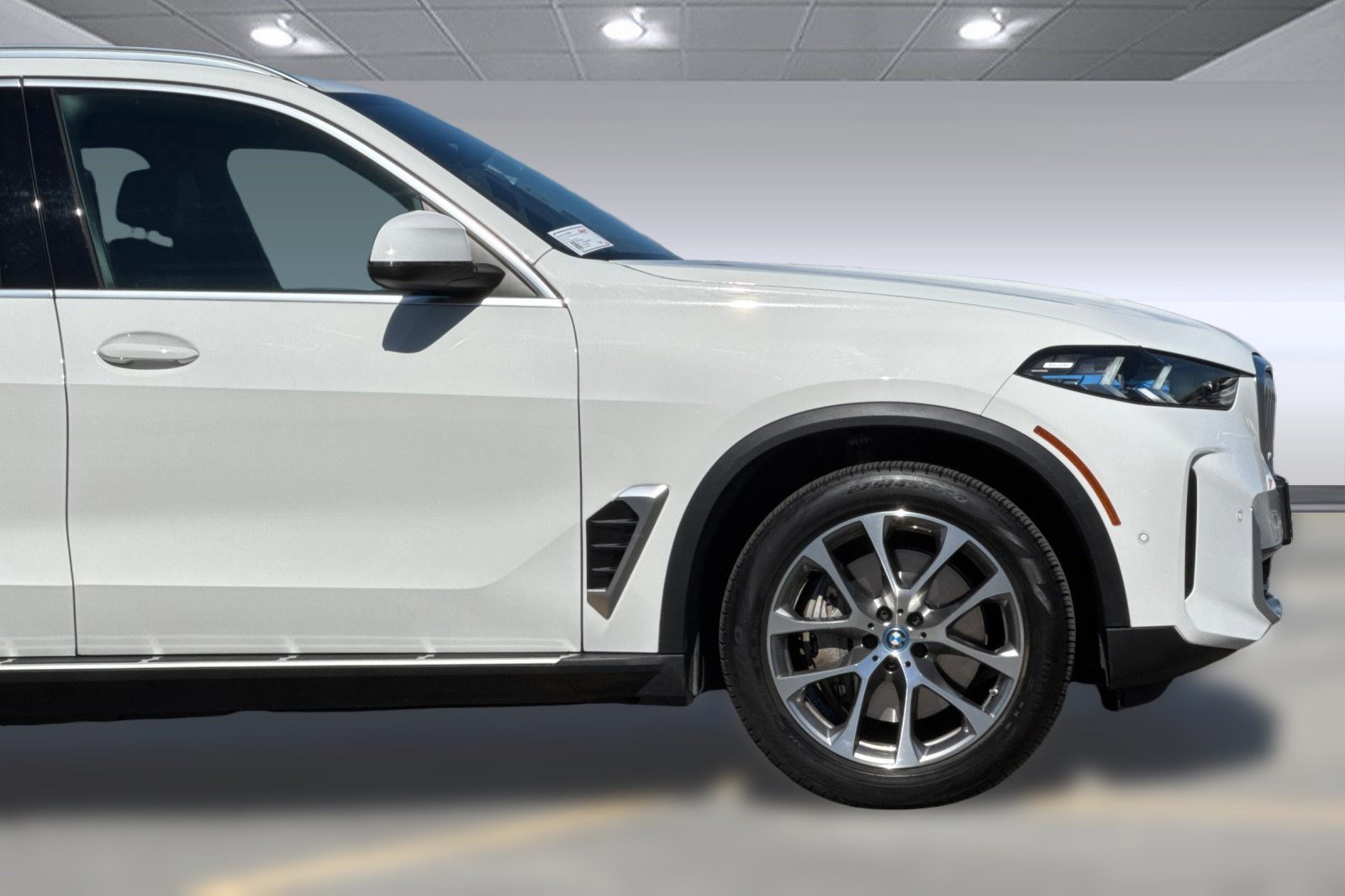 Used 2025 BMW X5 xDrive50e image 35