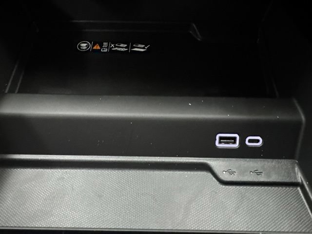 New 2026 Chevrolet Tahoe High Country AWD/4WD image 21