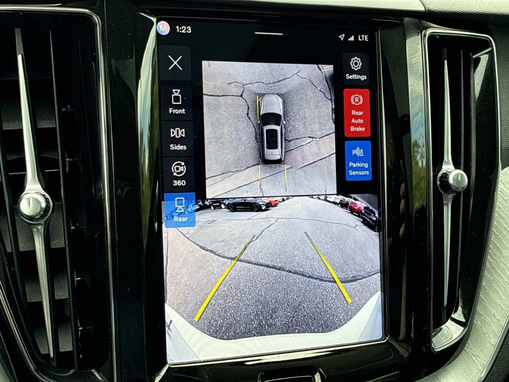 Used 2025 Volvo XC60 B5 Plus AWD/4WD image 45