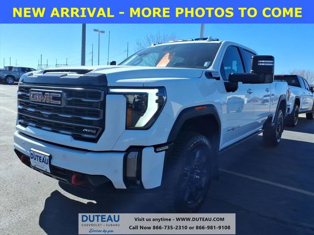 Used 2024 GMC Sierra 2500 AT4 w/ AT4 Premium Plus Package image 3
