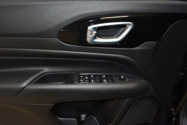 New 2026 Jeep Compass Latitude image 24