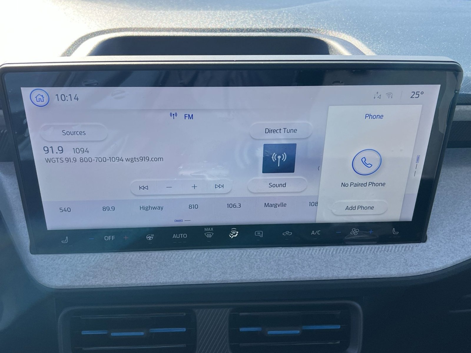 New 2026 Ford Maverick XLT w/ XLT Luxury Package image 18