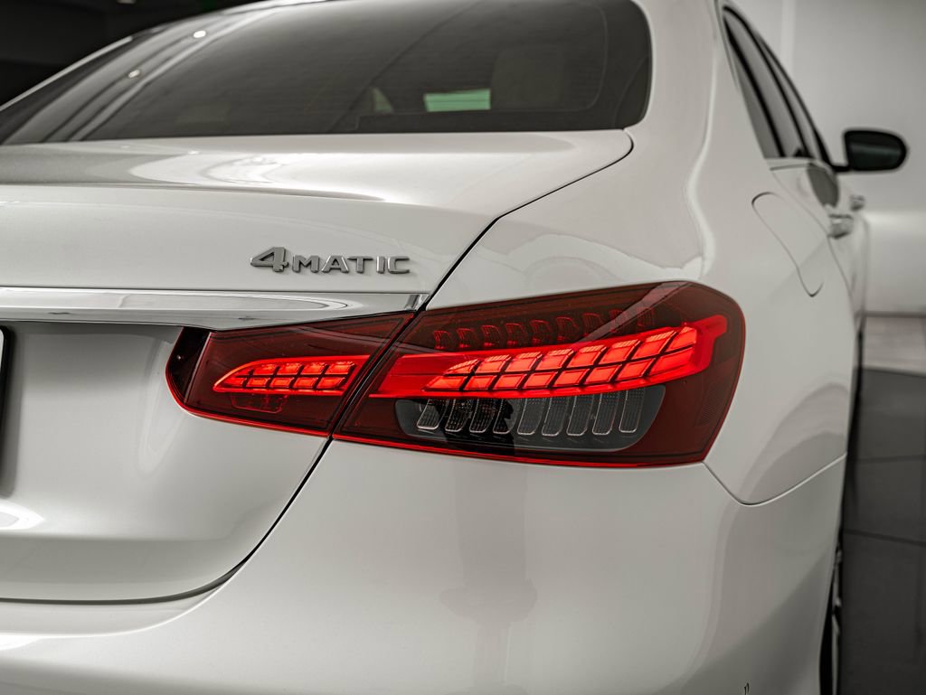 Certified 2022 Mercedes-Benz E 450 4MATIC Sedan image 14