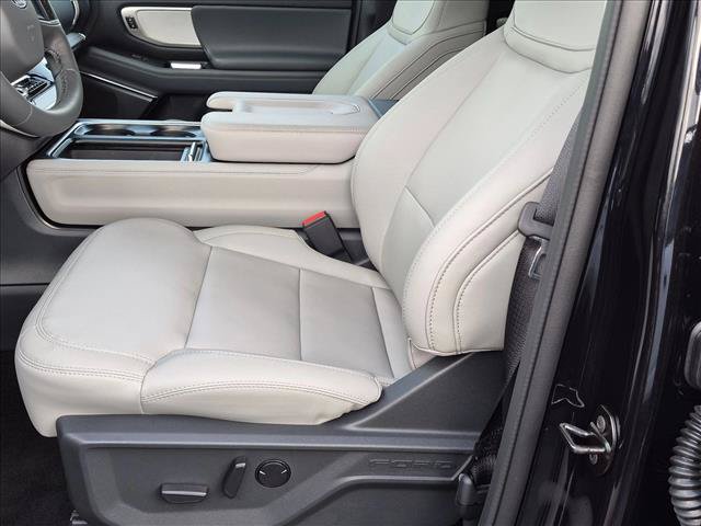 New 2026 Ford Expedition Max Active AWD/4WD image 4
