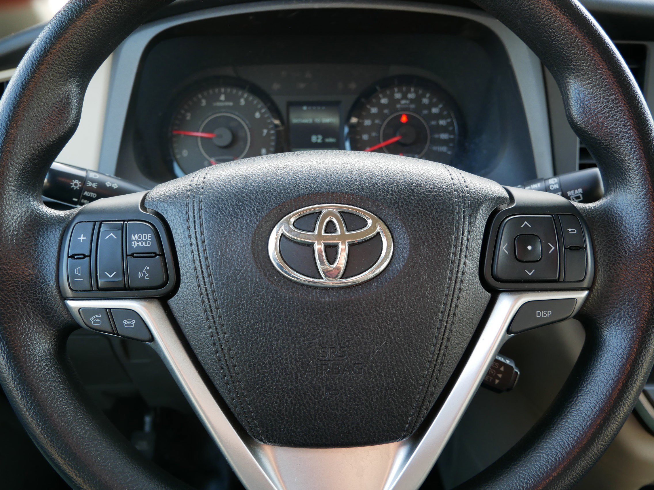 Used 2015 Toyota Sienna L image 26