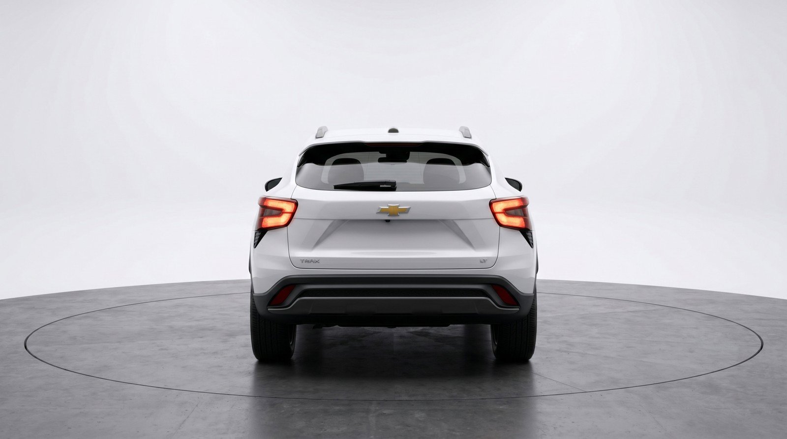 Used 2025 Chevrolet Trax LT FWD image 7