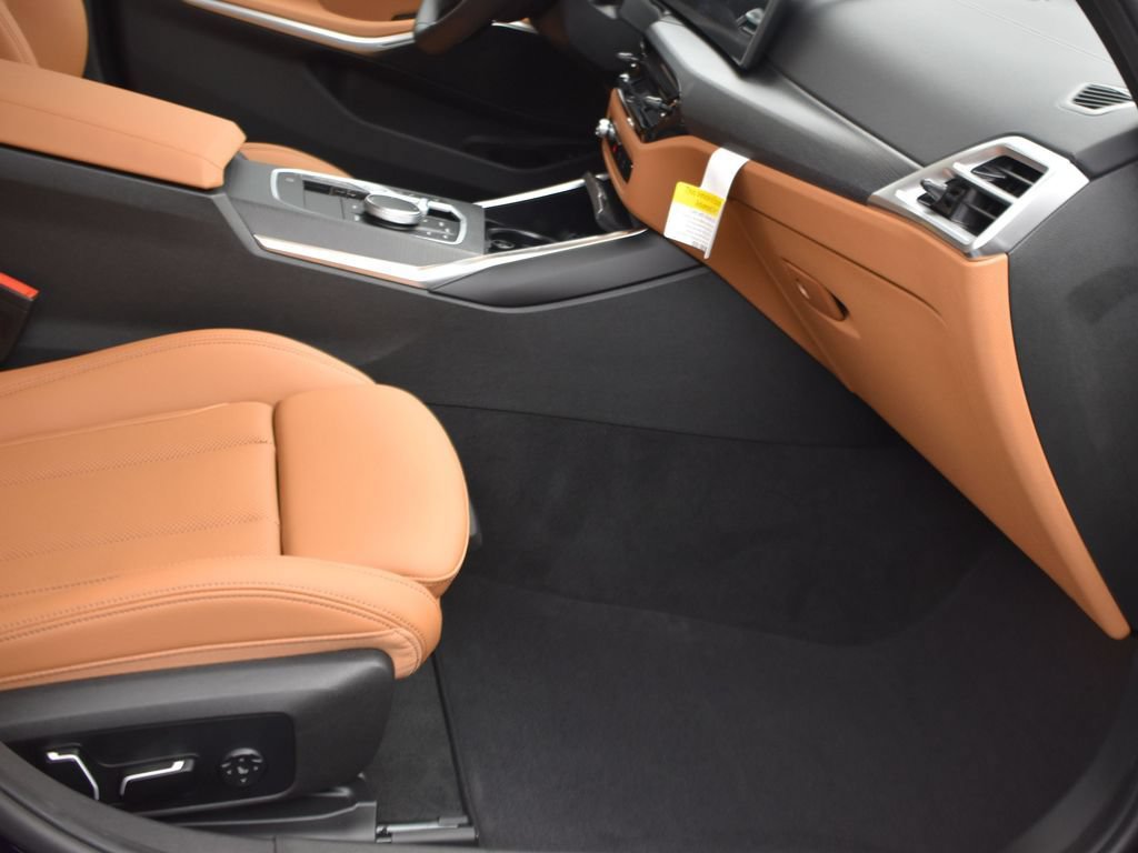 New 2026 BMW 330i Sedan w/ Convenience Package RWD image 21