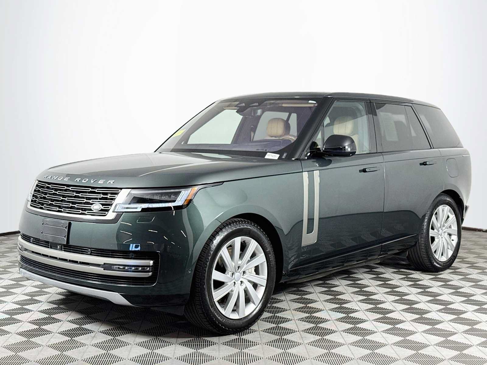 Used 2023 Land Rover Range Rover SE