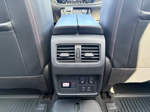 Used 2021 Nissan Rogue Platinum AWD/4WD image 19