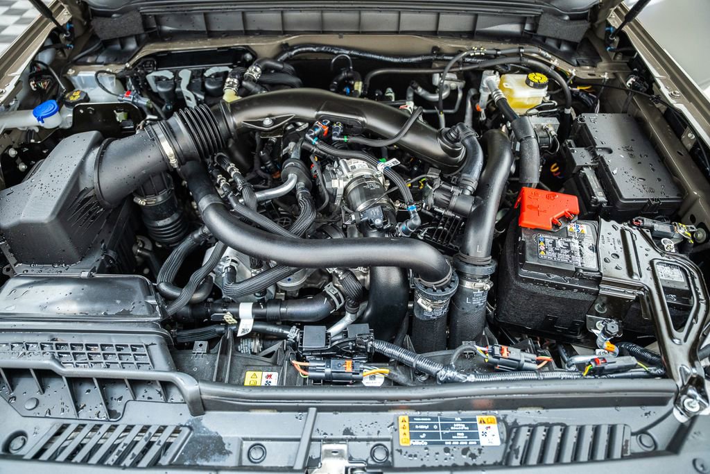 Used 2025 Ford Bronco Raptor AWD/4WD image 25