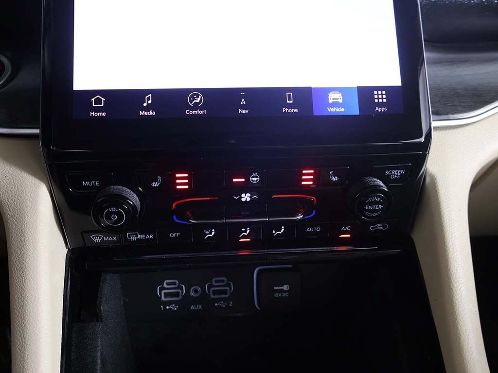 Used 2022 Jeep Grand Cherokee Limited AWD/4WD image 53