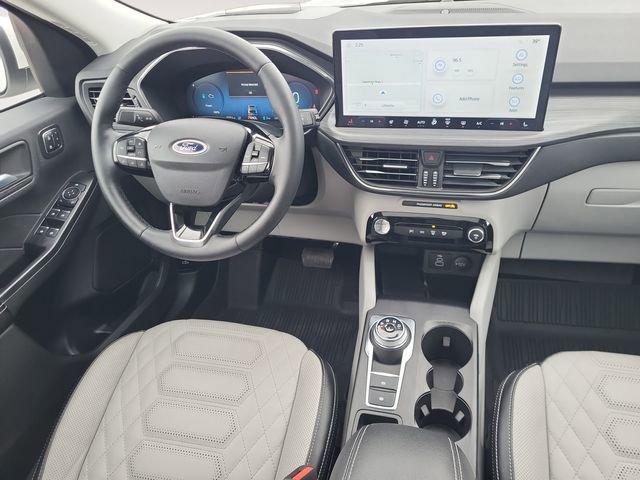 Used 2024 Ford Escape SE w/ PHEV Premium Package image 12