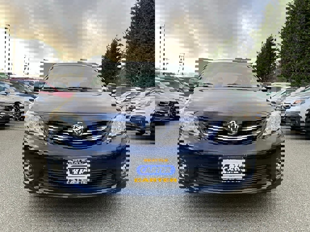 Used 2013 Toyota Corolla LE image 3