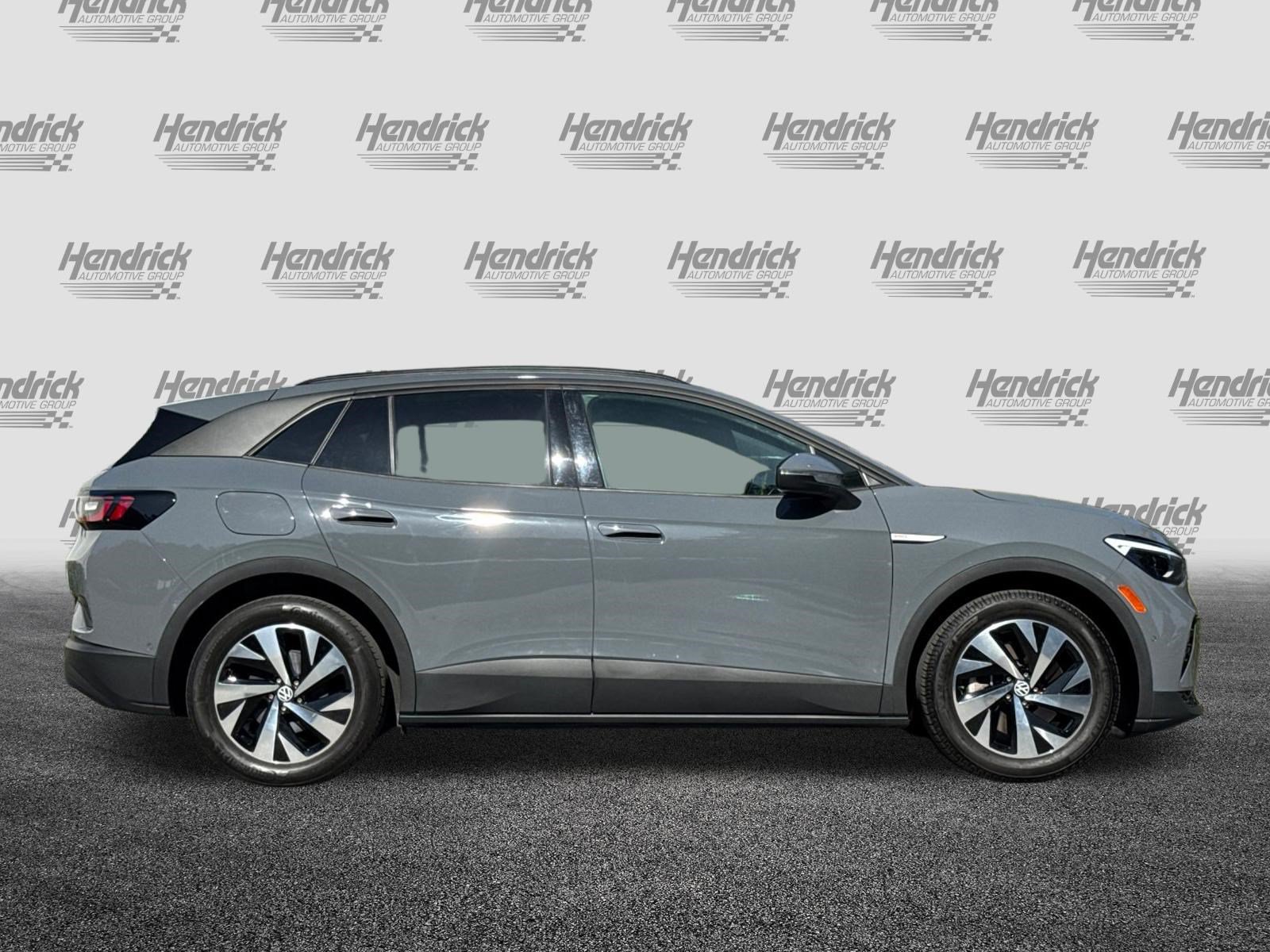 Used 2024 Volkswagen ID.4 Pro RWD image 3