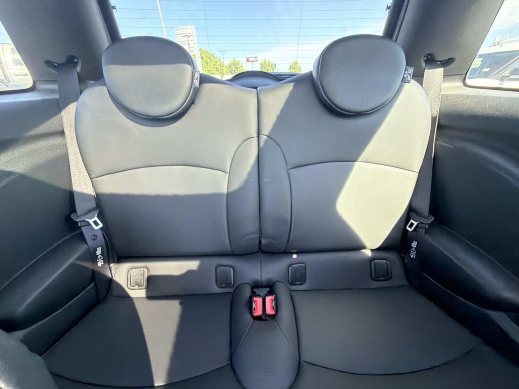 Used 2011 MINI Cooper S FWD image 13