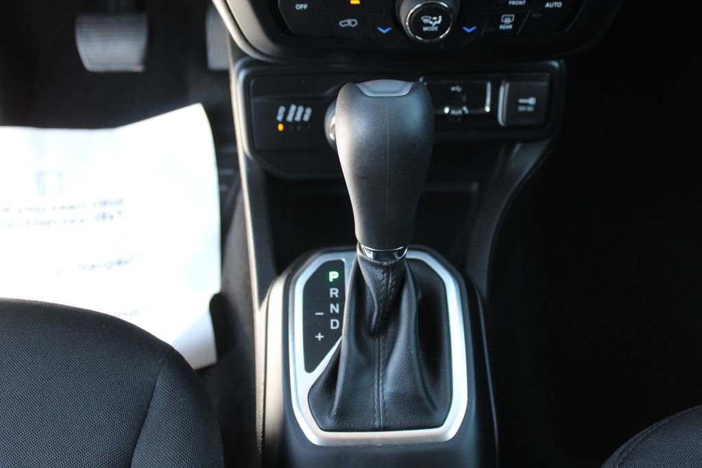 Used 2018 Jeep Renegade Sport w/ Power & Air Group image 19