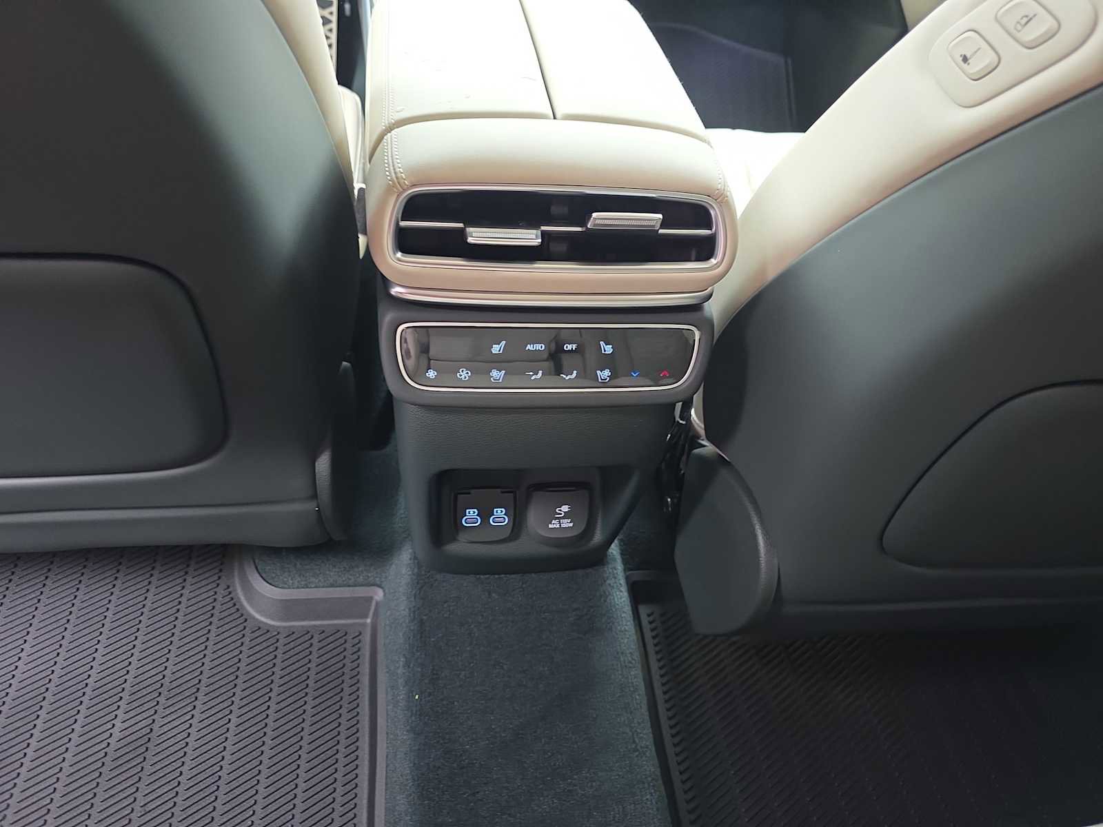 New 2026 Genesis GV80 3.5T e-SC AWD/4WD image 32