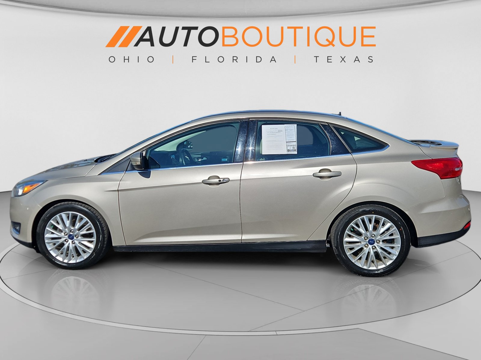 Used 2017 Ford Focus Titanium FWD image 2