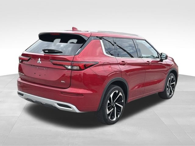 Used 2023 Mitsubishi Outlander SEL FWD image 7