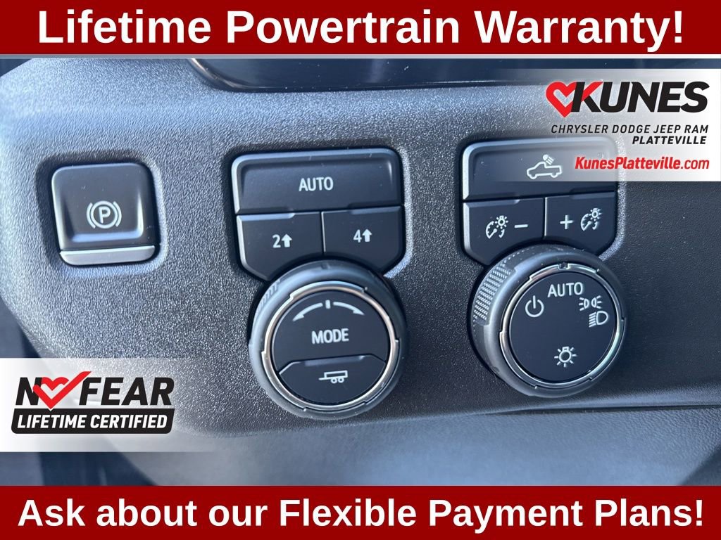 Used 2025 Chevrolet Silverado 1500 LT image 16