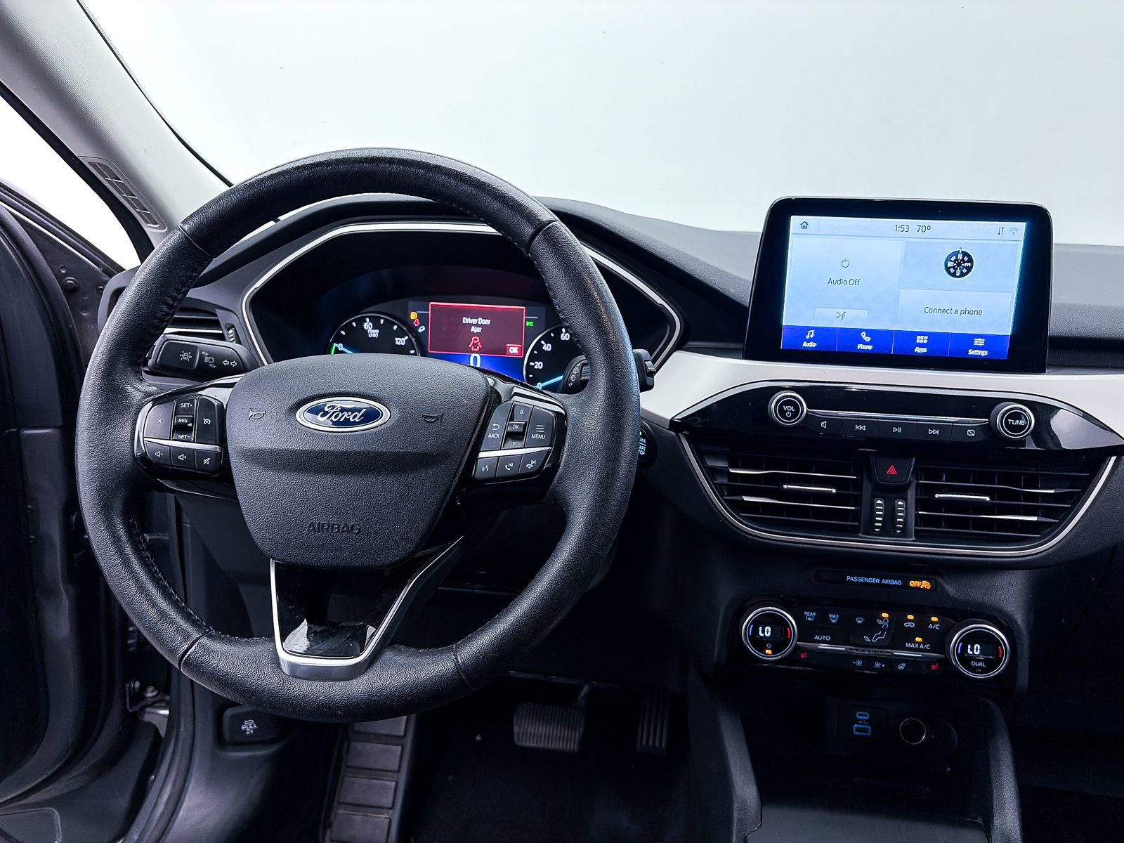 Used 2021 Ford Escape SEL image 2