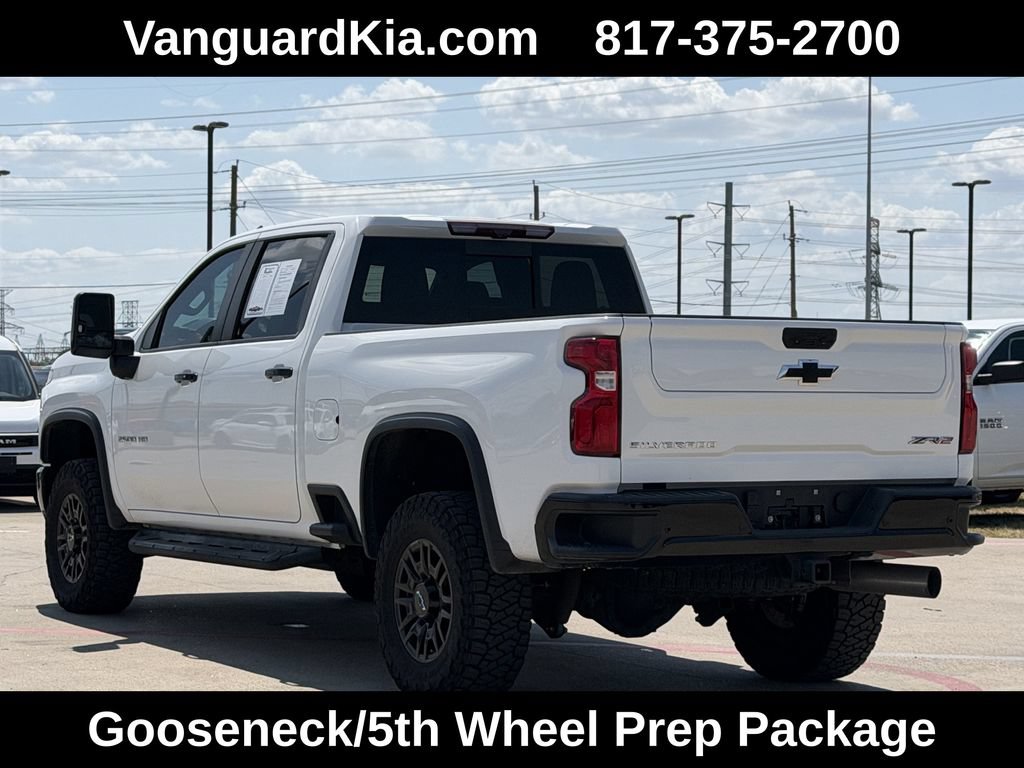 Used 2024 Chevrolet Silverado 2500 ZR2 w/ Technology Package AWD/4WD image 5