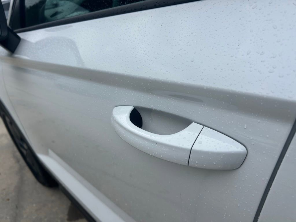 Certified 2025 Volkswagen Taos S image 28