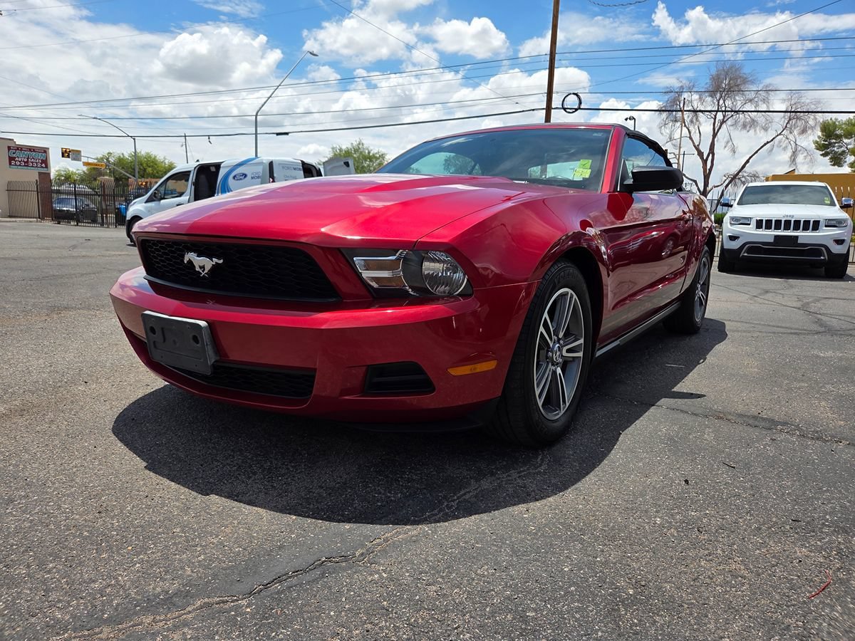 Used 2010 Ford Mustang Premium RWD image 18