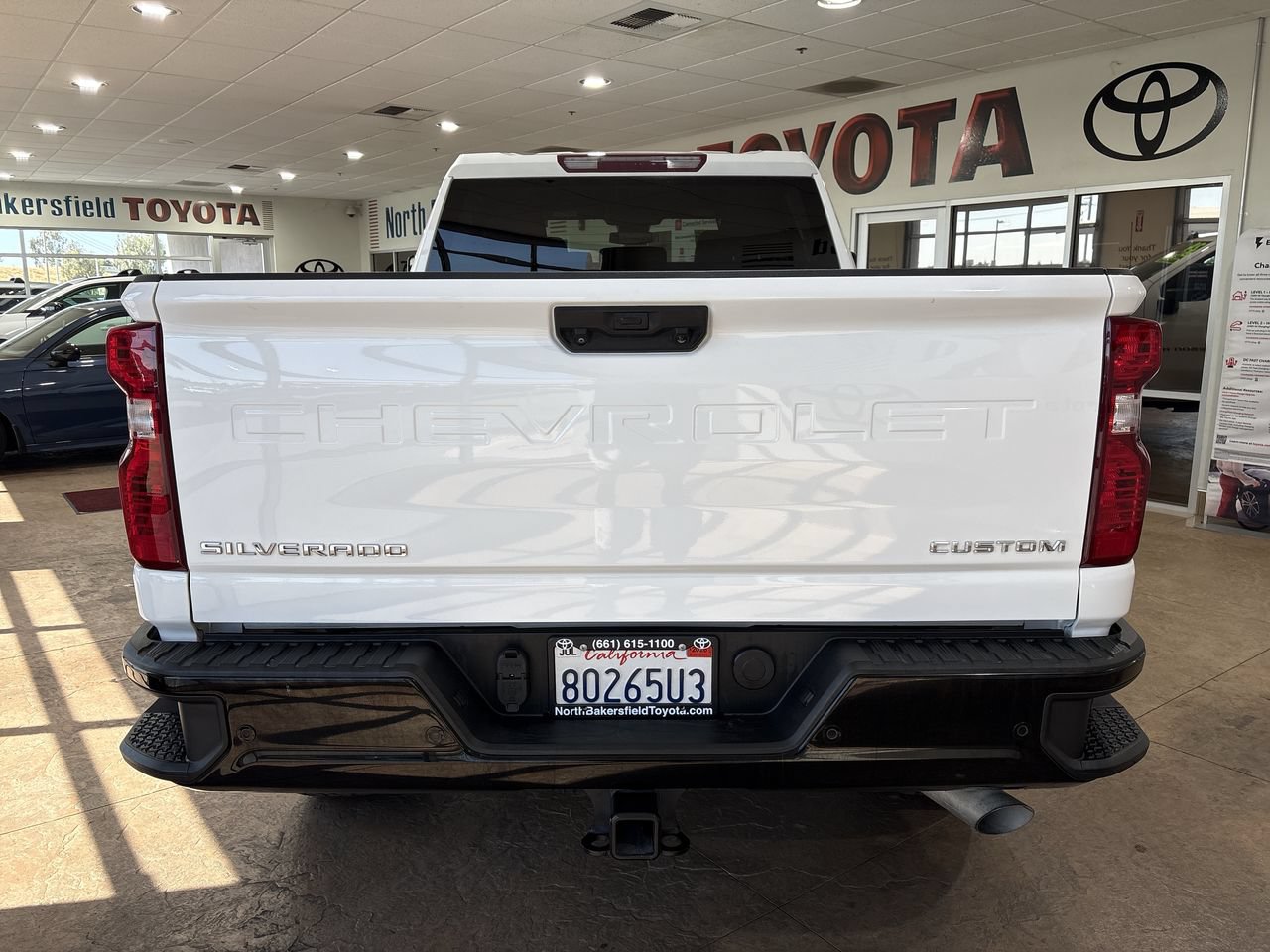 Used 2024 Chevrolet Silverado 2500 Custom w/ Custom Value Package RWD image 9