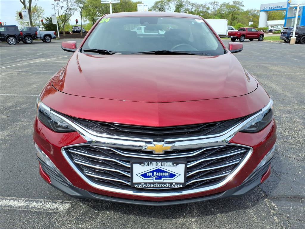 Used 2024 Chevrolet Malibu LT FWD image 2