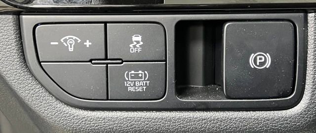 Used 2026 Kia Sportage S AWD/4WD image 32