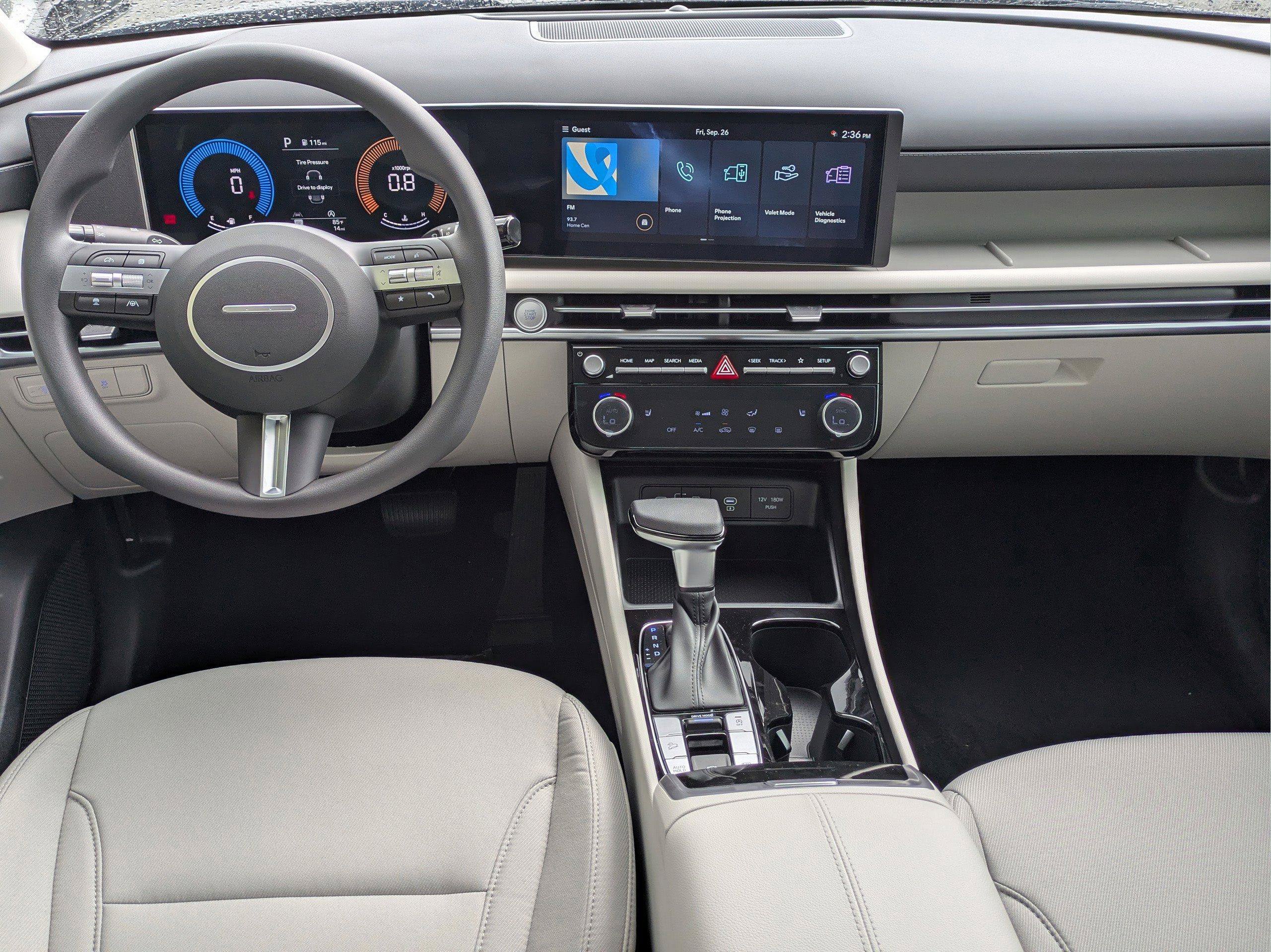 New 2026 Hyundai Tucson SEL FWD image 15