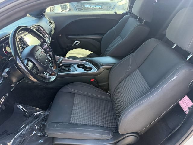 Used 2019 Dodge Challenger SXT RWD image 14