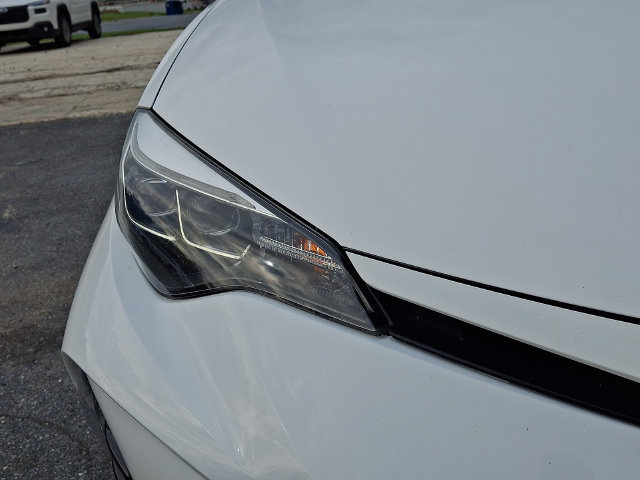 Used 2019 Toyota Corolla SE FWD image 12