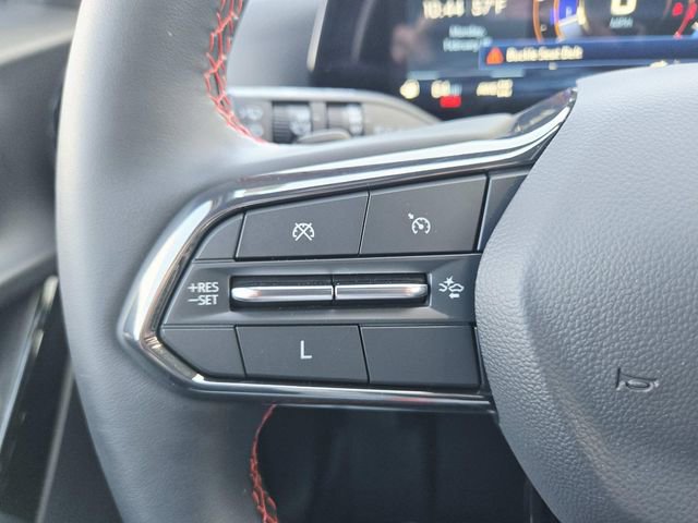 Used 2025 Chevrolet Equinox RS image 16