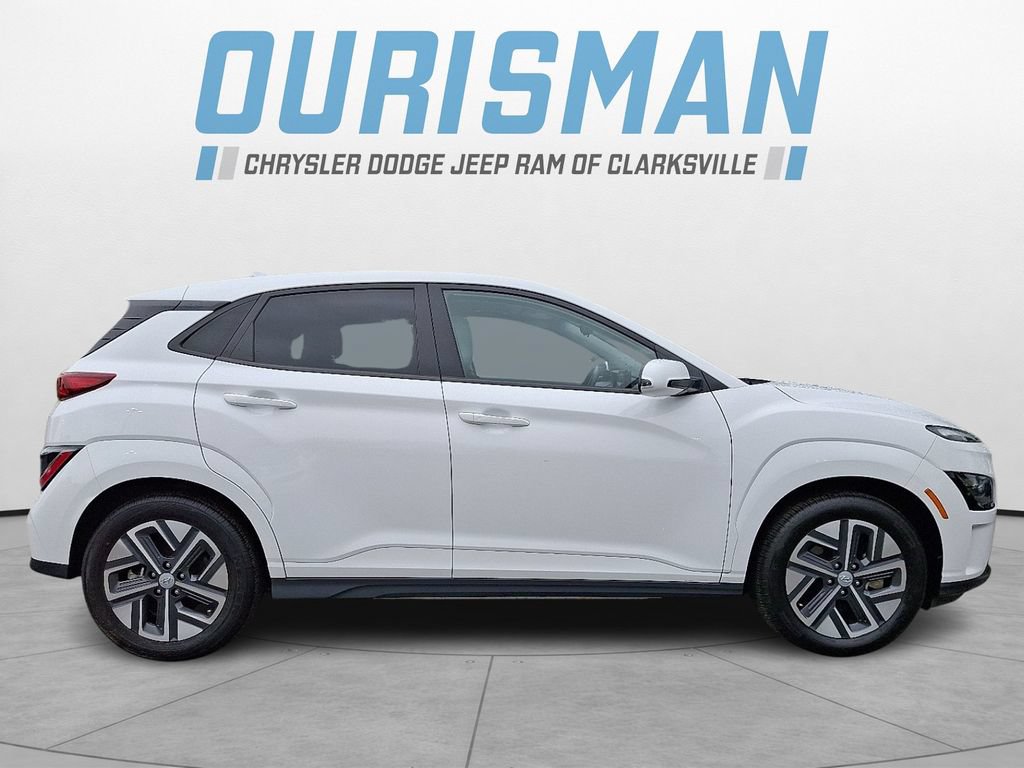 Used 2023 Hyundai Kona SEL FWD image 7